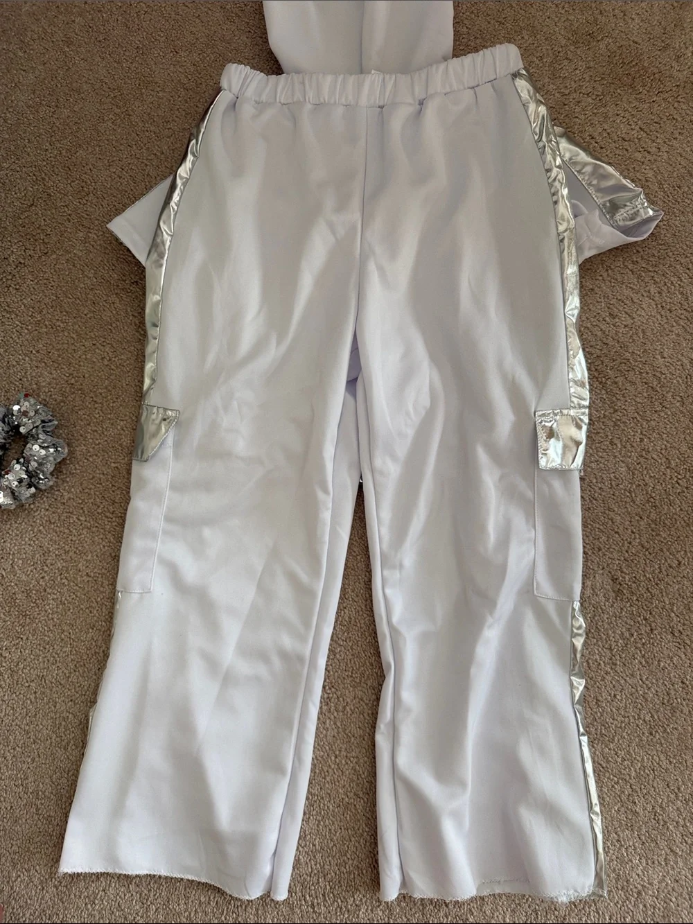 Weissman IC intermediate child approx 8-Silver Sequin Hoodie Set - Kids Costume